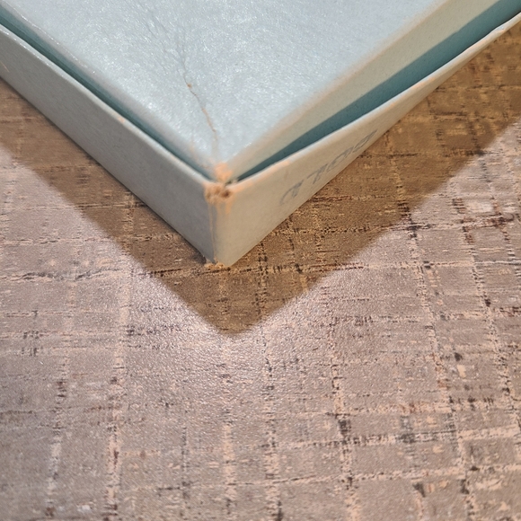 Heritage Pillowcases: Gold, NIB💛 - Picture 8 of 16